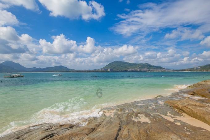 最后犯规没吹?王哲林22+10吴前24+6 上海险胜浙江
